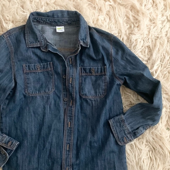 Crazy 8 | Long Sleeve Button Down Shirt Top Denim Blue Chambray M - Picture 4 of 10